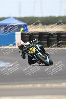 media/Jul-19-2025-TrackDaz (Sat) [[ff1509a44a]]/A Group/12pm (Turn 1)/